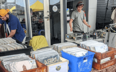 Sell Vinyl Records With Us